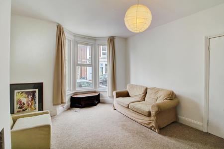 4 bedroom Semi-detached house to let in Upper Perry Hill, Southville, Bristol, BS3