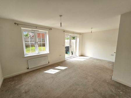 3 bedroom Semi-detached house to let in Dabinett Drive, Sandford, BS25