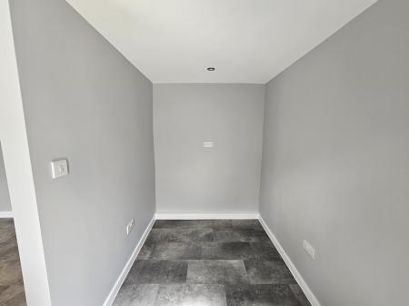 2 bedroom Flat to let in Broad Street, Wrington, BS40