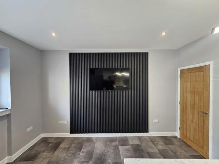 2 bedroom Flat to let in Broad Street, Wrington, BS40