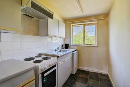 1 bedroom Flat for sale in Atlas Close, Fishponds, Bristol, BS5