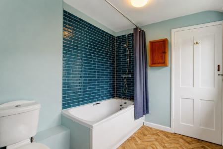2 bedroom Flat to let in Lilymead Avenue, Knowle, Bristol, BS4