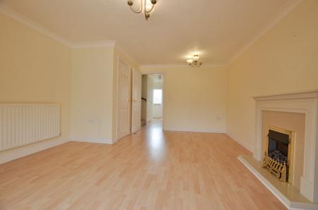 3 bedroom Town house to let in Orchard Gate, Bradley Stoke, Bristol, BS32