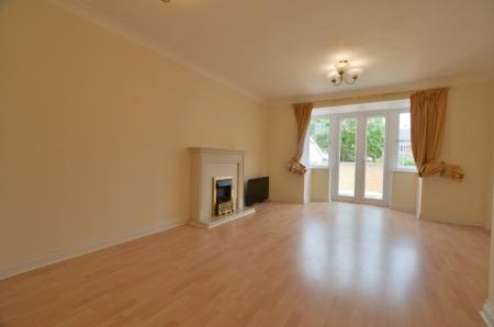 3 bedroom Town house to let in Orchard Gate, Bradley Stoke, Bristol, BS32