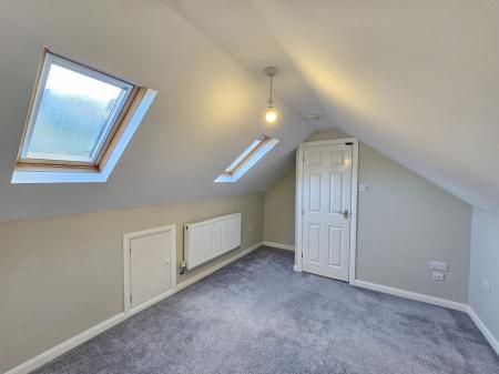 3 bedroom Terraced House to let in New Road, Churchill, BS25