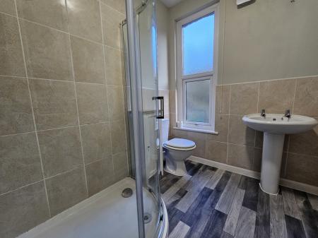 3 bedroom Terraced House to let in New Road, Churchill, BS25