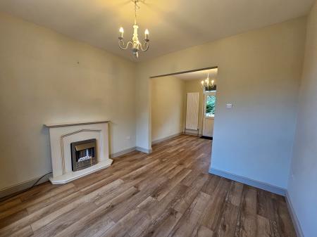 3 bedroom Terraced House to let in New Road, Churchill, BS25