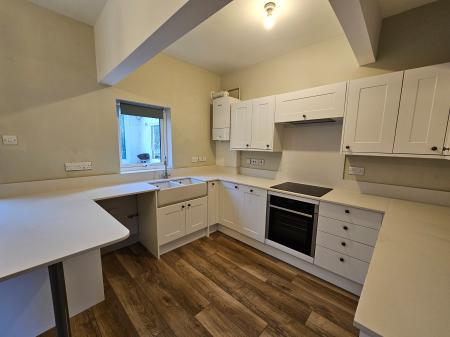 3 bedroom Terraced House to let in New Road, Churchill, BS25