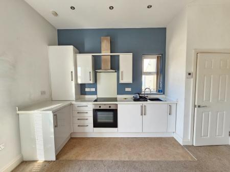 2 bedroom Flat to let in Kew Road, Weston super Mare, BS23