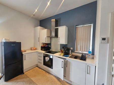 2 bedroom Flat to let in Kew Road, Weston super Mare, BS23