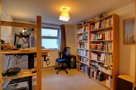 2 bedroom Flat to let in Talavera Close, Old Market, Bristol, BS2