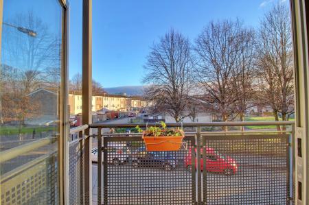 2 bedroom Flat to let in Talavera Close, Old Market, Bristol, BS2