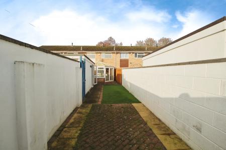 3 bedroom Terraced House to let in Philippa Close, Hengrove, Bristol, BS14