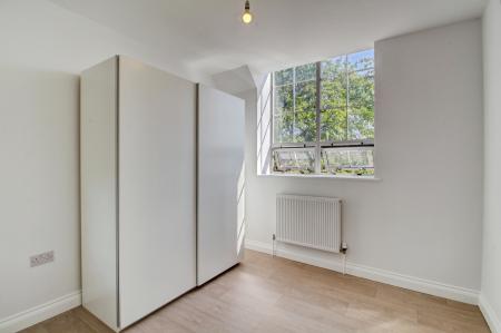 1 bedroom Flat to let in Hudd's Vale Road, St George, Bristol, BS5