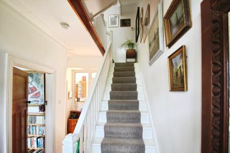 4 bedroom Terraced House to let in Sylvia Avenue, Knowle, Bristol, BS3