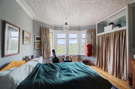 4 bedroom Terraced House to let in Sylvia Avenue, Knowle, Bristol, BS3