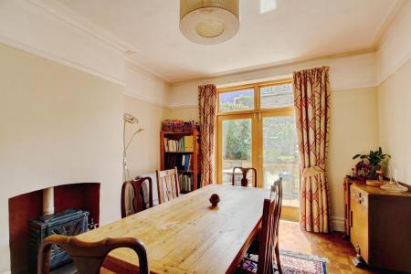 4 bedroom Terraced House to let in Sylvia Avenue, Knowle, Bristol, BS3