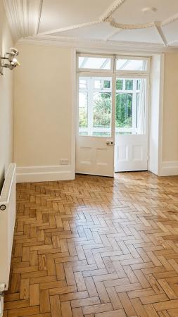 2 bedroom Flat to let in 8 Edinburgh Place, Weston super Mare, BS23