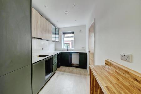 3 bedroom Semi-detached house to let in Palmyra Road, Bedminster, Bristol, BS3