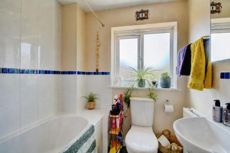 2 bedroom Semi-detached house to let in Skinners Croft, Charlton Hayes, Bristol, BS34