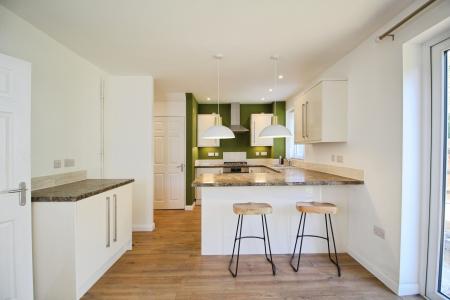 3 bedroom Semi-detached house to let in Eastwood Road, Brislington, Bristol, BS4