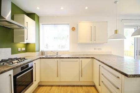 3 bedroom Semi-detached house to let in Eastwood Road, Brislington, Bristol, BS4