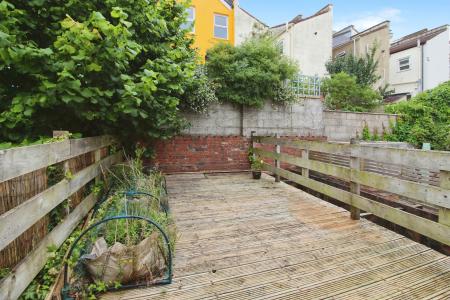 3 bedroom Terraced House to let in Park Street, Totterdown, Bristol, BS4