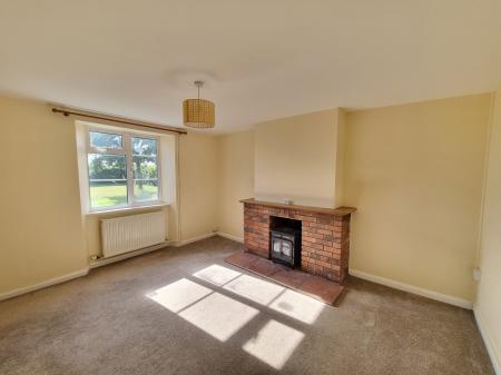 4 bedroom Detached house to let in Knaplock Lane, Fiddington, TA5