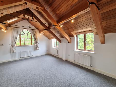 1 bedroom Studio flat to let in Churchill Green, Churchill, BS25