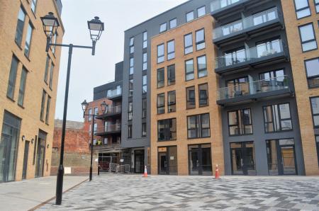 1 bedroom Flat to let in 16 Carmen Beckford Street, Stokes Croft, Bristol, BS1
