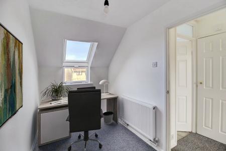 2 bedroom End of terrace house to let in Honeysuckle Close, Bradley Stoke, Bristol, BS32