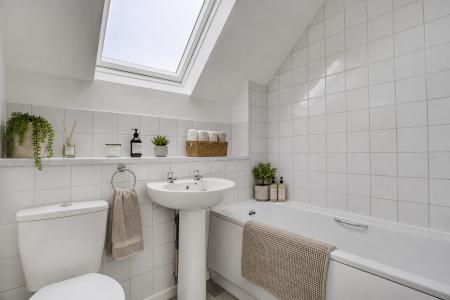 2 bedroom End of terrace house to let in Honeysuckle Close, Bradley Stoke, Bristol, BS32