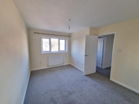 3 bedroom Semi-detached house to let in The Briars, Backwell, BS48
