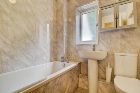 2 bedroom Semi-detached house to let in Winsbury Way, Bradley Stoke, Bristol, BS32