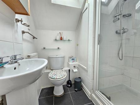 2 bedroom Cottage to let in Broad Street, Wrington, BS40