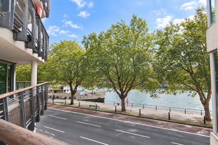 2 bedroom Flat to let in Hotwell Road, City Centre, Bristol, BS8
