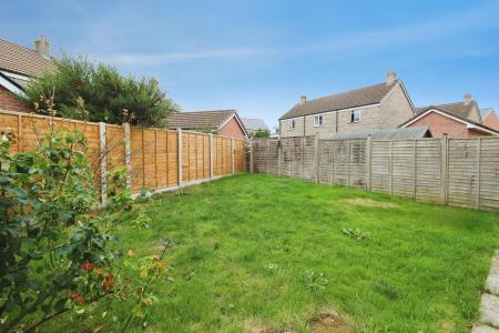 4 bedroom Detached house to let in Hollyhock Lane, Emersons Green, Bristol, BS16