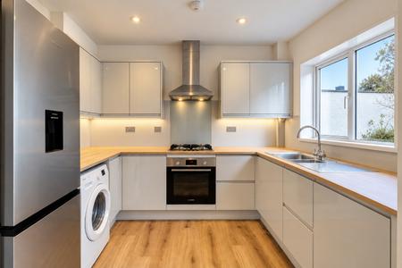 4 bedroom Terraced House to let in Derry Road, Bedminster, Bristol, BS3