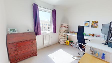 2 bedroom Flat for sale in Altair House, Cardiff Bay, Cardiff, CF10