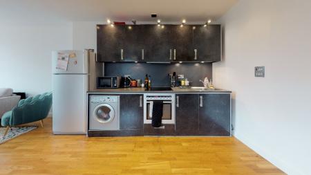 2 bedroom Flat for sale in Altolusso, Cardiff, CF10
