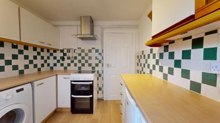 2 bedroom Ground floor flat for sale in Caer Wenallt, Pantmawr, Cardiff, CF14