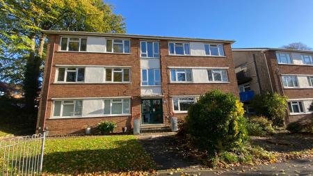 2 bedroom Ground floor flat for sale in Caer Wenallt, Pantmawr, Cardiff, CF14