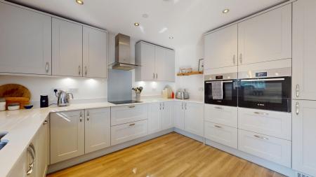 4 bedroom Detached house for sale in Clos Derwen, Dinas Powys, CF64