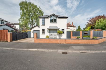 3 bedroom Detached house for sale in Coed Ceirios, Rhiwbina, Cardiff, CF14