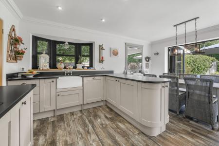 3 bedroom Detached house for sale in Coed Ceirios, Rhiwbina, Cardiff, CF14