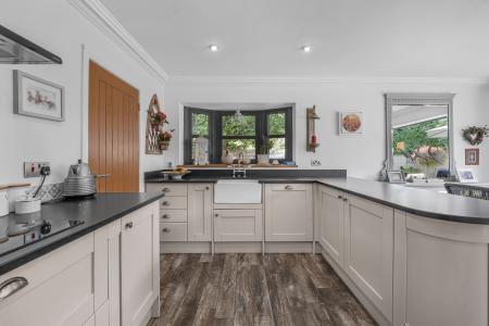 3 bedroom Detached house for sale in Coed Ceirios, Rhiwbina, Cardiff, CF14