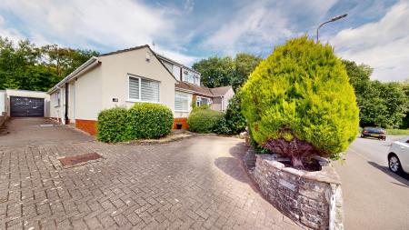 3 bedroom Semi-detached bungalow for sale in Gron Ffordd, Rhiwbina, Cardiff, CF14