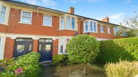 3 bedroom Terraced House for sale in Lansdowne Avenue, Rhiwbina, Cardiff, CF14