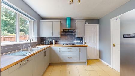 4 bedroom Detached house for sale in Patreane Way, Cardiff, CF5