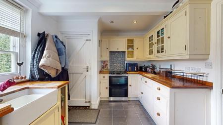 3 bedroom Terraced House for sale in Pen Y Dre, Rhiwbina, Cardiff, CF14